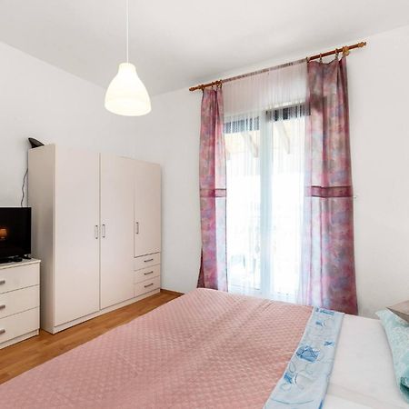 Apartment Lara Tribalj Eksteriør bilde